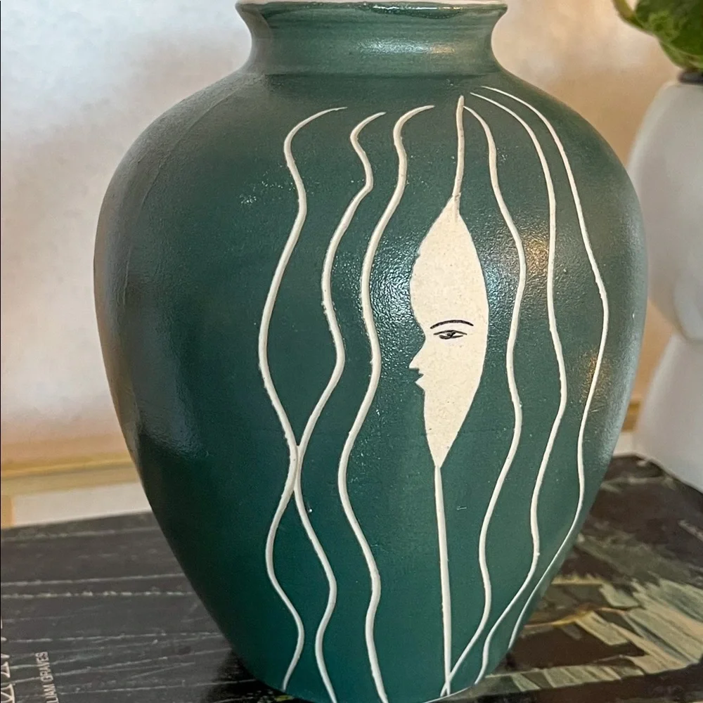 Rare Waylande Gregory 1950s Sgraffito Teal Green Art Deco Moon Face Vase Pottery - Picture 3 of 9
